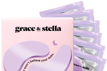 "Grace & Stella Purple Eye Gels – 12 pairs of under-eye masks with retinol, hyaluronic acid, and niacinamide for reducing puffiness, dark circles, and fine lines. Vegan, cruelty-free skincare treatment in purple packaging."