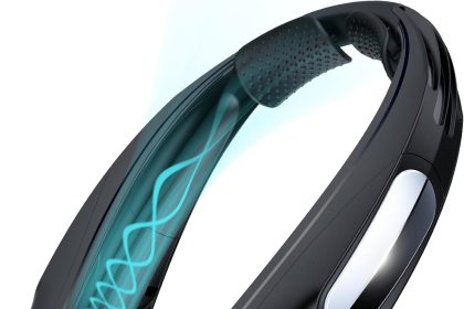 "ZEEFO Portable Rechargeable Fan – Ultra-quiet, USB-C powered mini fan with adjustable speed for home, office, travel, and outdoor use."