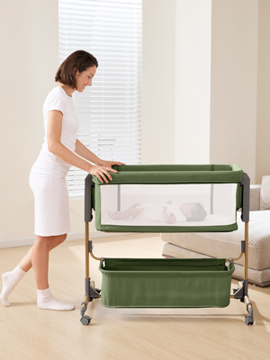 bassinet with wheels